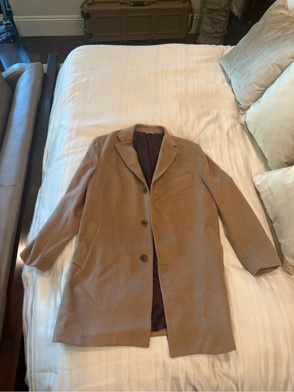 Jack Victor Men's Camel Overcoat - Classic Single-Breasted Coat Size Large